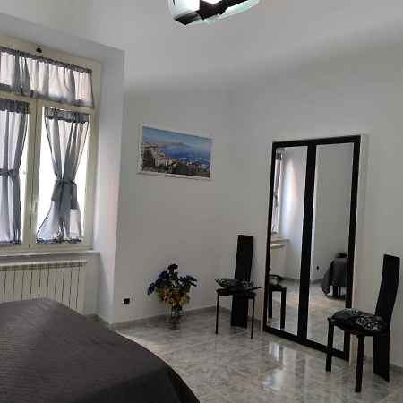 Gevynapule Apartment Naples Exterior photo